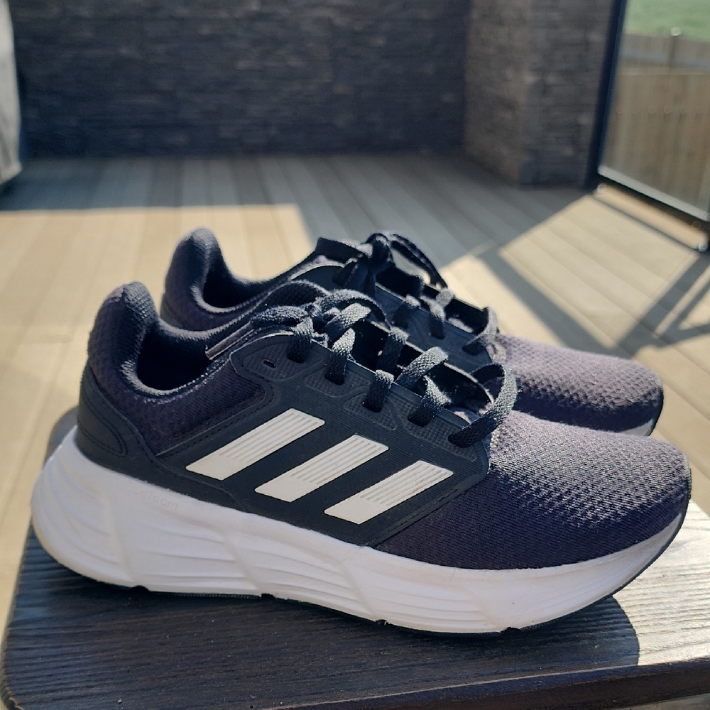 (7) Adidas Womens Black & White Sneakers Running Cloud Foam Classic Gym Athletic